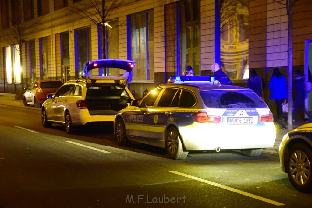 Raubueberfall Taxi Koeln Kalk Arcarden Vietorstr P13.JPG - Miklos Laubert